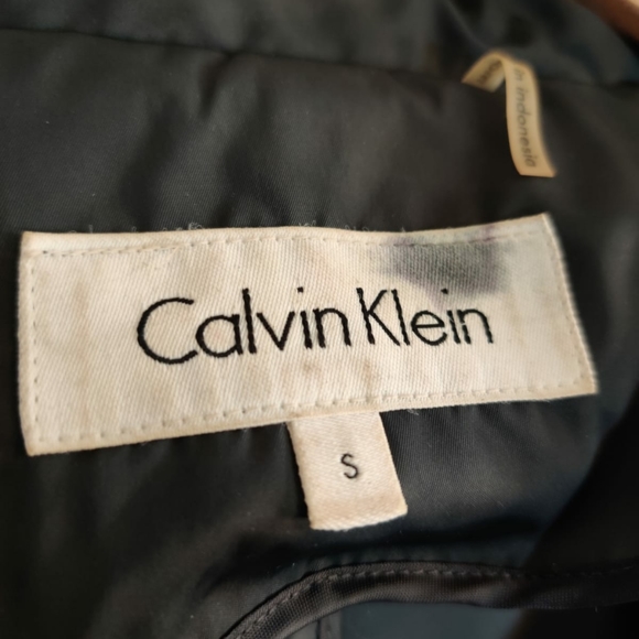 Calvin Klein rain jacket - Picture 4 of 4